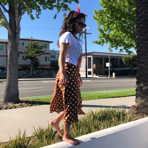 Meet your Posher, Sam - Picture 2 of 8